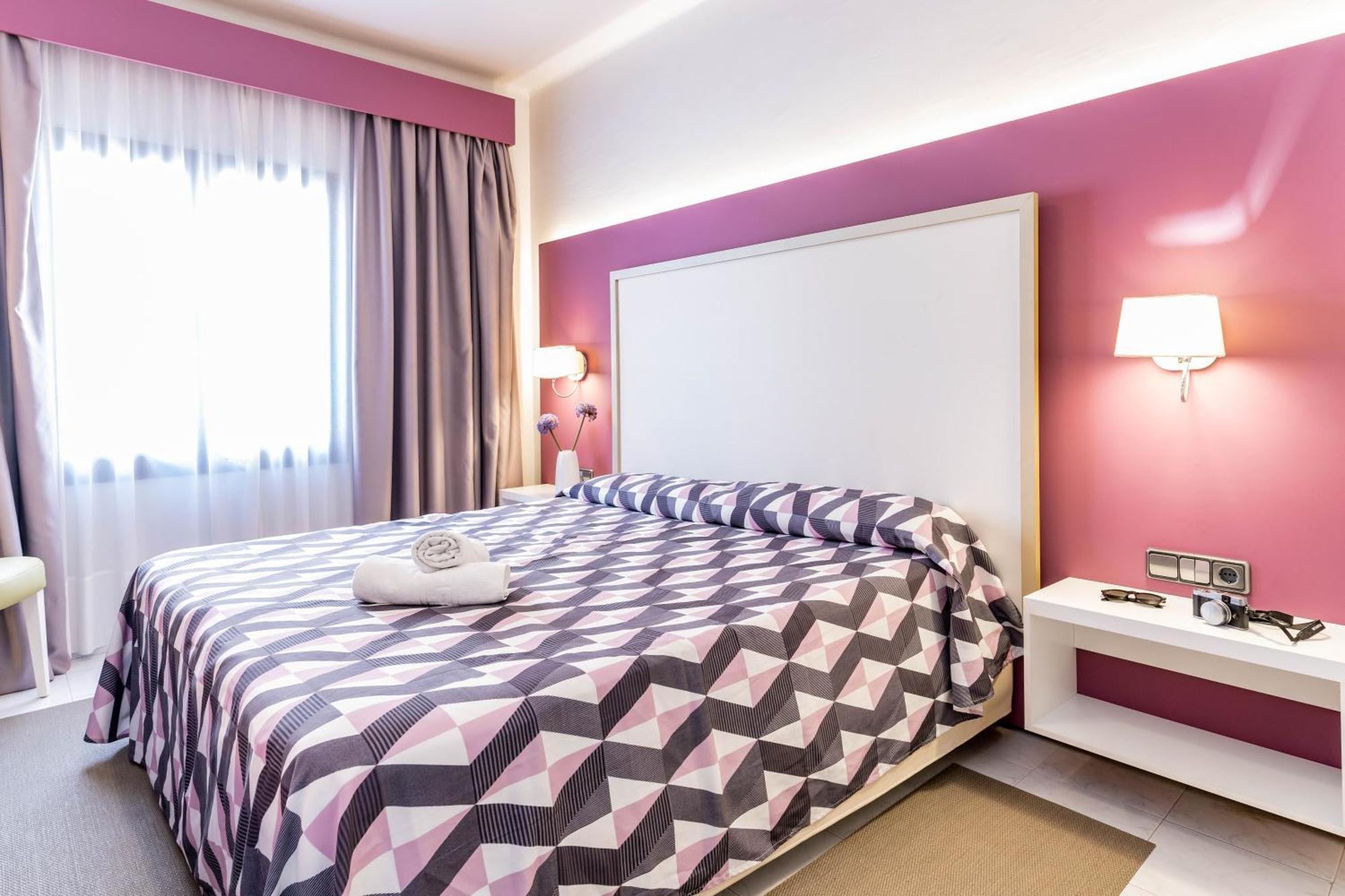 The Purple Hotel - Adults Only San Antonio  Bilik gambar